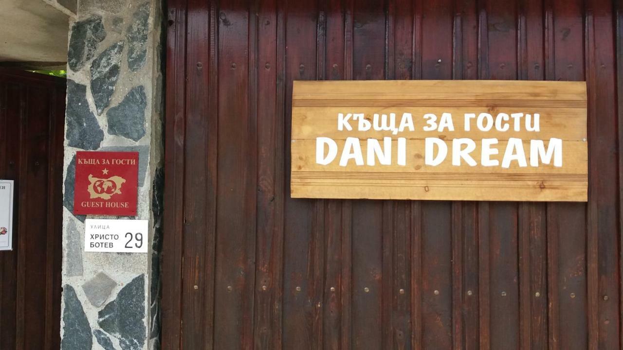 Къща За Гости Dani Dream Szapareva Banja Kültér fotó